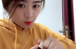 娱乐吃瓜酱美女,揭秘美女生存法则